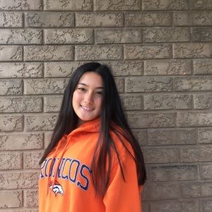 Meet your Posher, Emilie